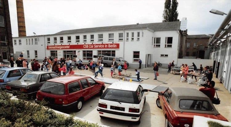 1990 Autosalon Genslerstraße mit Gebrauchtwagencenter