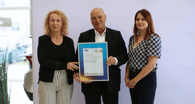 Honoured with IHK seal