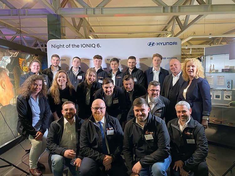 Night of the IONIQ 6 Teamfoto