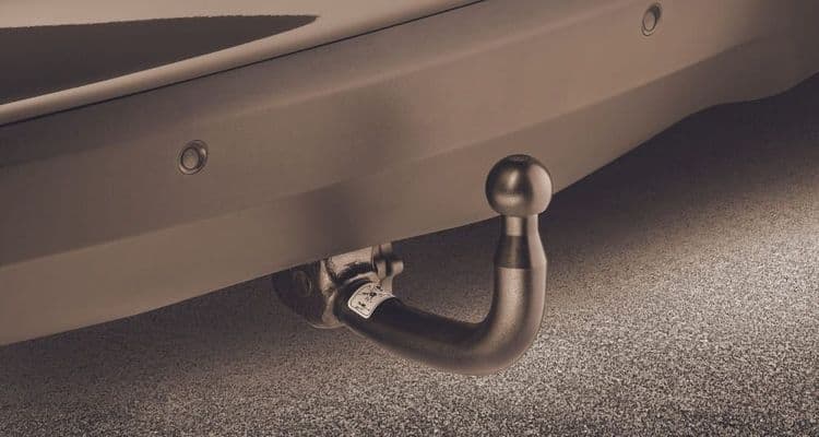 Trailer coupling fitted